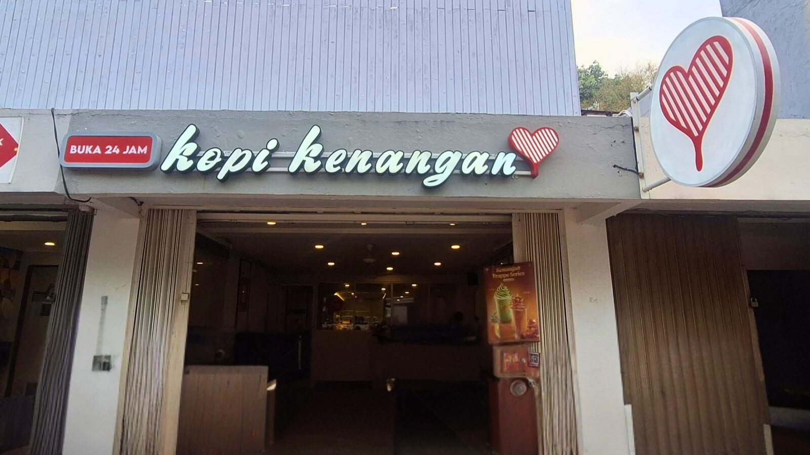 Foto outlet Ruko Pecenongan Jakarta Pusat
